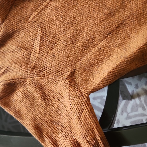 NEW-GABBY ISABELLA SWEATER - Picture 4 of 5